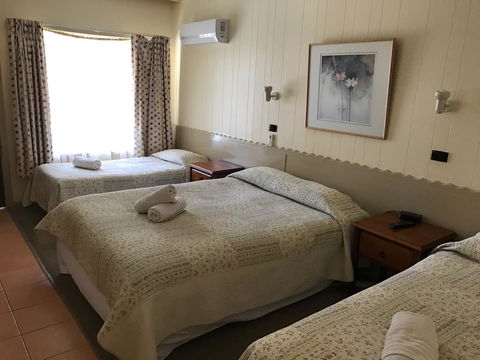 Woodmans Hill Motel - Accommodation Rockhampton 2