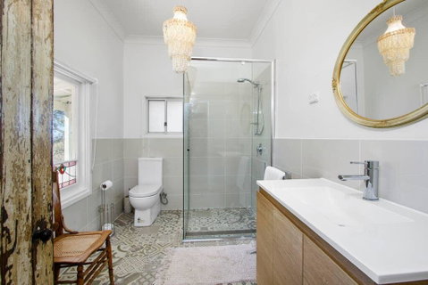 WOOLWAY - Accommodation Rockhampton 2