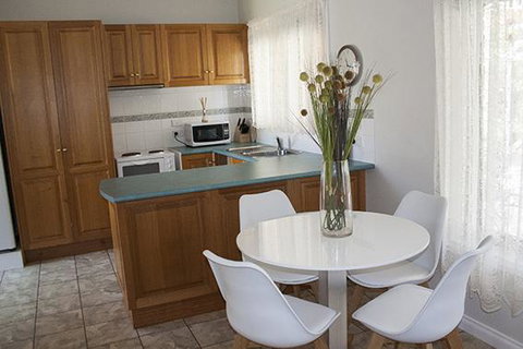 Wypinga B&B - Pet Friendly - Accommodation Rockhampton 2