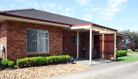 Wypinga B&B - Pet Friendly - Accommodation Rockhampton 0