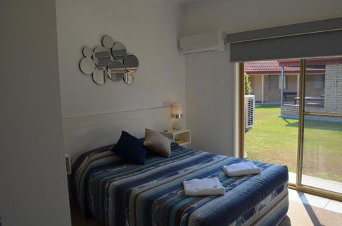 Yamba Motor Inn - Accommodation Rockhampton 1