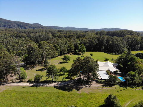 Yarrahapinni Homestead - Accommodation Rockhampton 3