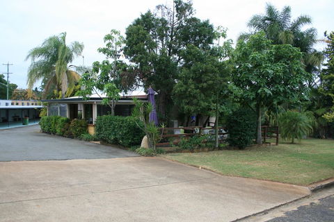 Yarraman Gardens Motel Queensland - Accommodation Rockhampton 3
