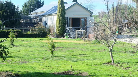 Yea Wood Duck Cabin - Accommodation Rockhampton 3