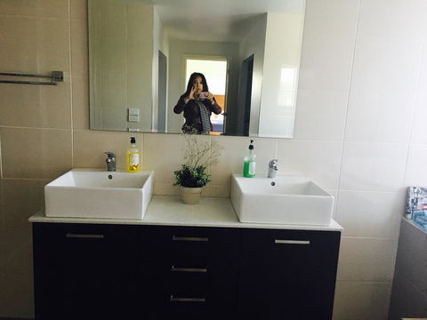 Yes Holiday Home - Accommodation Rockhampton 0