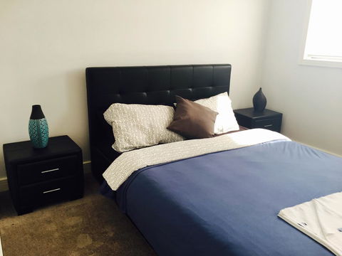 Yes Holiday Home - Accommodation Rockhampton 1