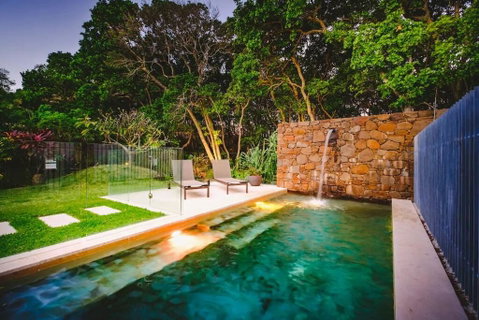 Your Luxury Escape - Barefoot At Tallows - Accommodation Rockhampton 3