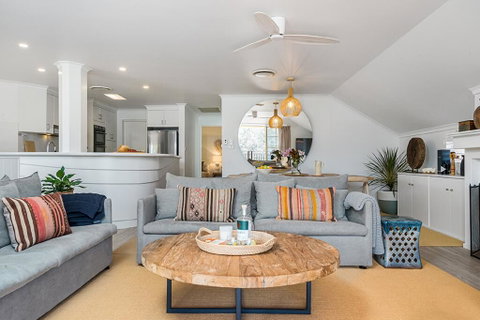 Your Luxury Escape - Sabera - Byron Bay - Accommodation Rockhampton 1