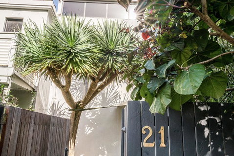 Your Luxury Escape - The Loft - Accommodation Rockhampton 0