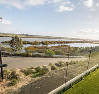 Serenity and sweeping Murray River views - Accommodation Rockhampton