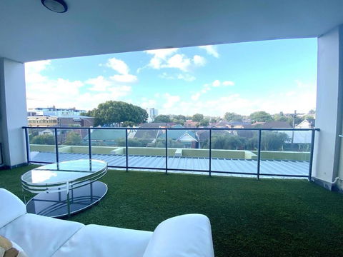A Cozy 2B2B Apartment Near Airport & Train Station - Accommodation Rockhampton 3
