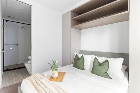 A 2BR Apt Near Melbourne Central & QV Market - Accommodation Rockhampton 1