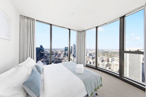 A 3BR Apt Next To Melbourne Central FREE Parking - Accommodation Rockhampton 1