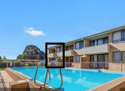 A Beach Apartment - Accommodation Rockhampton 2
