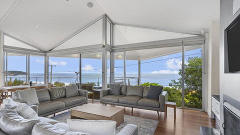 A Beachside Getaway - 8 - Accommodation Rockhampton 3