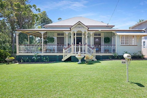 A Charming Queenslander - Accommodation Rockhampton 4
