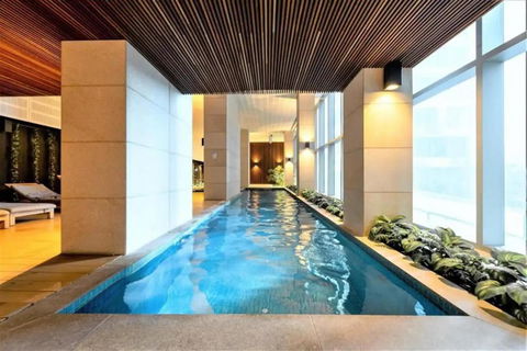 A Chic 2BR Apt Near Southern Cross City Views - Accommodation Rockhampton 2