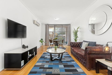 A Comfy Studio For 5 Next To Darling Harbour - Accommodation Rockhampton 0