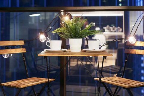 A Cozy & Stylish 2BR Suite In Melbourne CBD - Accommodation Rockhampton 1