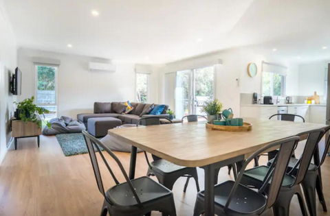 A Getaway For Two - Accommodation Rockhampton 4