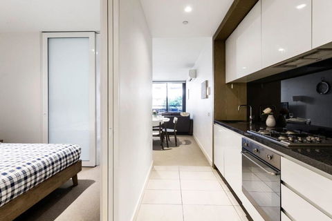 A Homely Apt Near To The Grand Prix FREE Parking - Accommodation Rockhampton 1