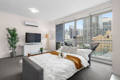 A Modern Apt City Views Next To Darling Harbour - Accommodation Rockhampton 1