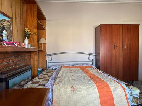 A Nice And Spacious Room In Sunshine - Accommodation Rockhampton 4