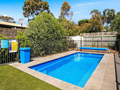 A Perfect Ten - Accommodation Rockhampton 0