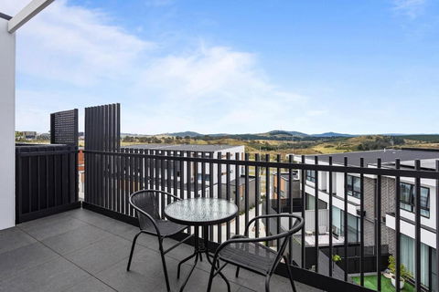 A Perfect View From Above - Accommodation Rockhampton 2