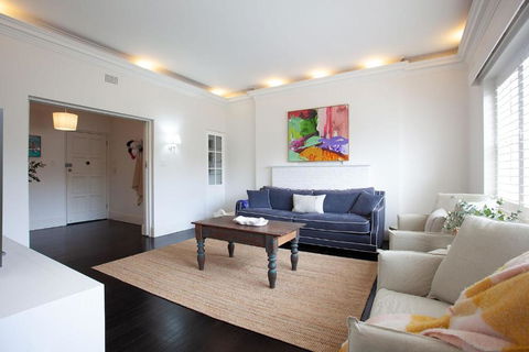 A Touch Of Pink, Bellevue Hill IH - Accommodation Rockhampton 1