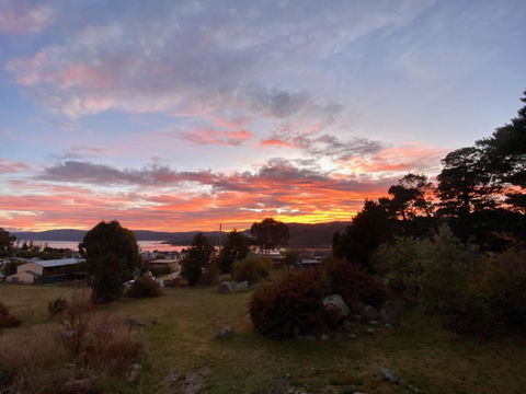 Aalen Lakeview Studio - Accommodation Rockhampton 1