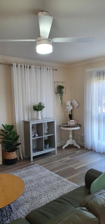 Abalone Guest Accommodation - Accommodation Rockhampton 2