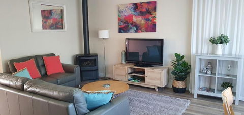 Abalone Guest Accommodation - Accommodation Rockhampton 0