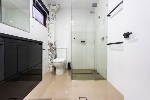 Abbey Motor Inn - Accommodation Rockhampton 2
