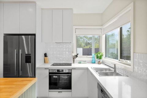 Aberdeen - Accommodation Rockhampton 2