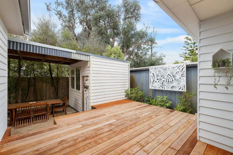 Aberdeen - Accommodation Rockhampton 0