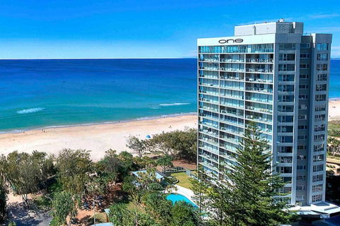 Absolute Beachfront Central Surfers Paradise - Accommodation Rockhampton 0