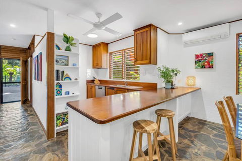 Absolute Beachfront, Heart Of Port Douglas - 24 S - Accommodation Rockhampton 2