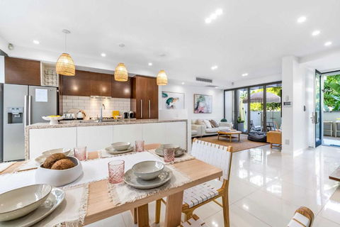Absolute By Khove - Accommodation Rockhampton 1