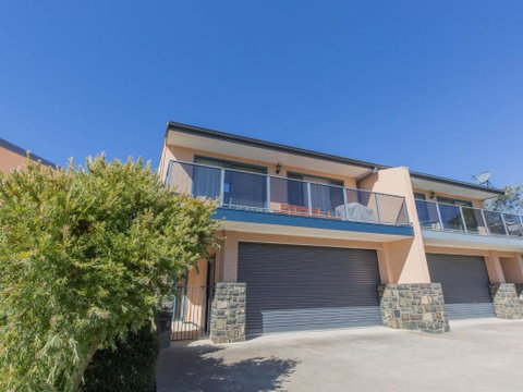 Acacia 5 2 Kirwan Close - Accommodation Rockhampton 4