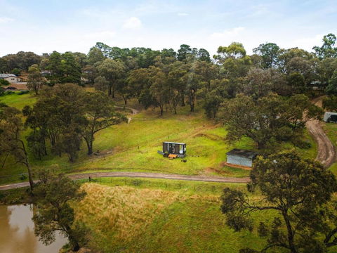 Acre Away By Tiny Away - Accommodation Rockhampton 1