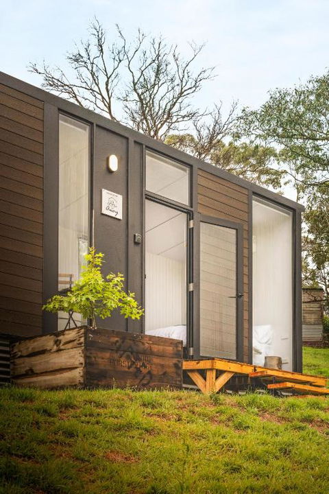 Acre Away By Tiny Away - Accommodation Rockhampton 2