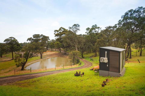 Acre Away By Tiny Away - Accommodation Rockhampton 3