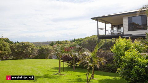 Adelong Secluded Beach House Linen Provided Bermagui - Accommodation Rockhampton 1