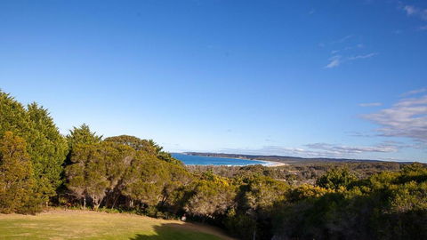 Adelong Secluded Beach House Linen Provided Bermagui - Accommodation Rockhampton 0