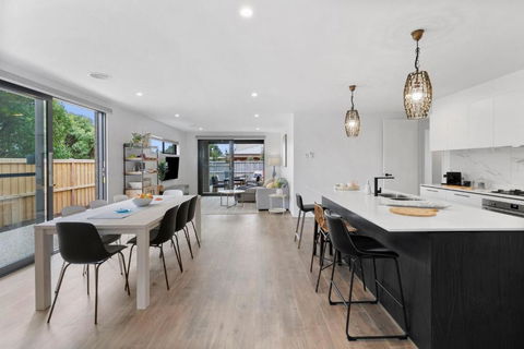 ADELPHI In The Point - Accommodation Rockhampton 3