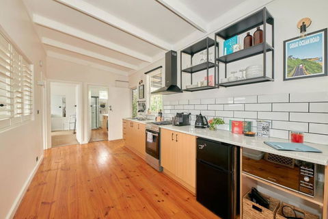 Adorable Beach Shack In The Heart Of Aireys Inlet - Accommodation Rockhampton 1