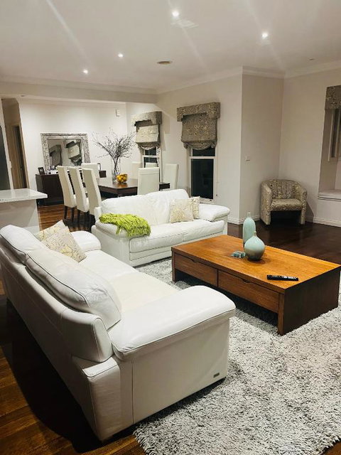 A Beautiful Home - Accommodation Rockhampton 1