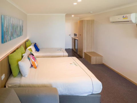 A1 Motels And Apartments Port Fairy - Accommodation Rockhampton 3