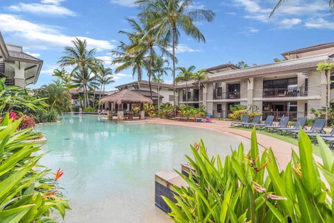Amazing Rooftop Resort Experience With Hot Tub - Accommodation Rockhampton 3